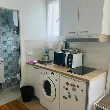 800m To Opera Apartment