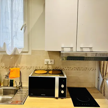 800m To Opera Apartment